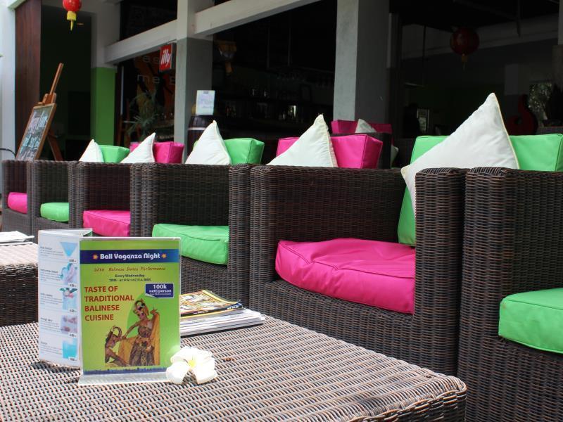 Primera Hotel Seminyak Exteriör bild
