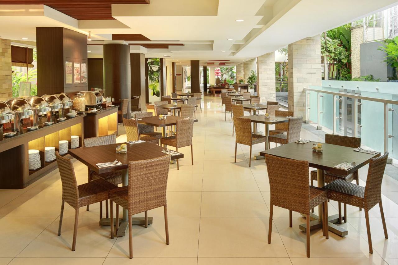 Primera Hotel Seminyak Exteriör bild