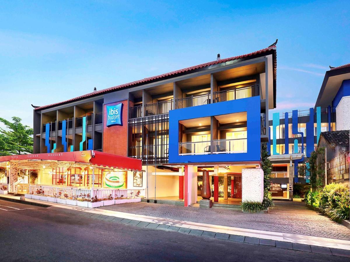 Primera Hotel Seminyak Exteriör bild